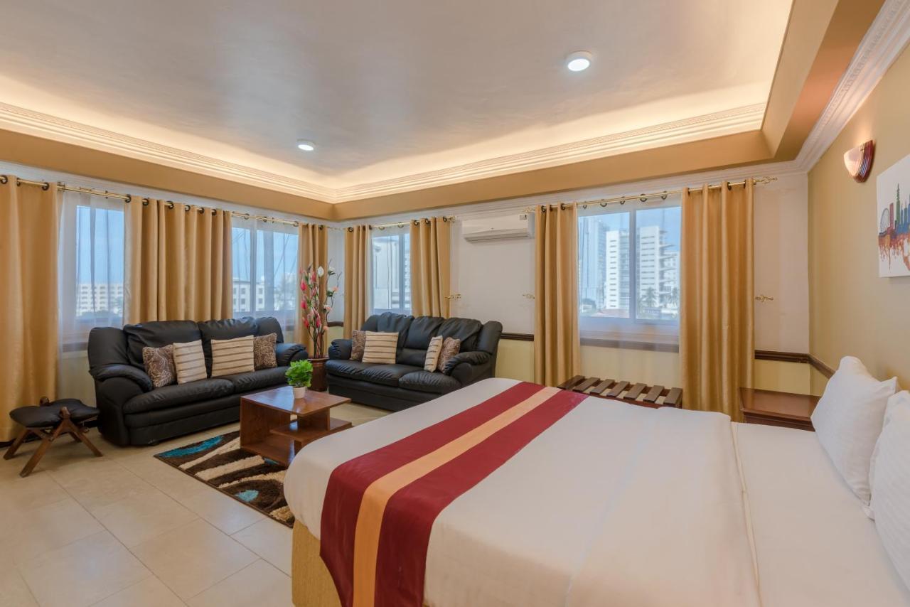 Hotel Raha Tower ดาร์เอสซาลาม ภายนอก รูปภาพ