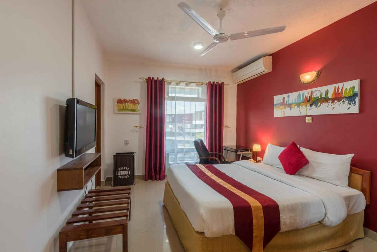 Hotel Raha Tower ดาร์เอสซาลาม ภายนอก รูปภาพ
